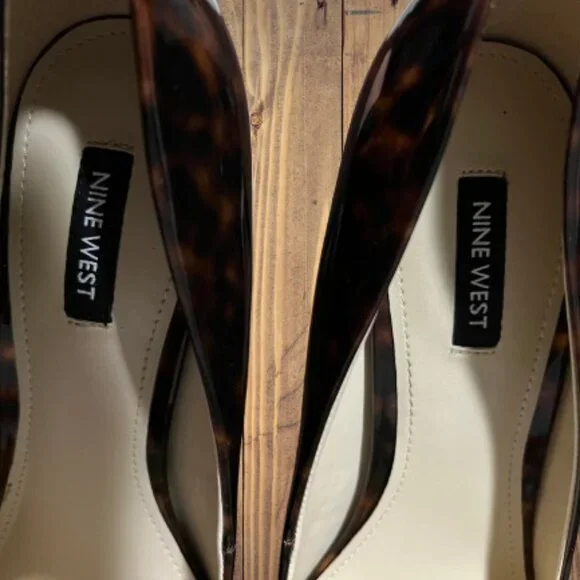 Nine West Leather Tortoise Stilletos Size 10 - Picture 5 of 11